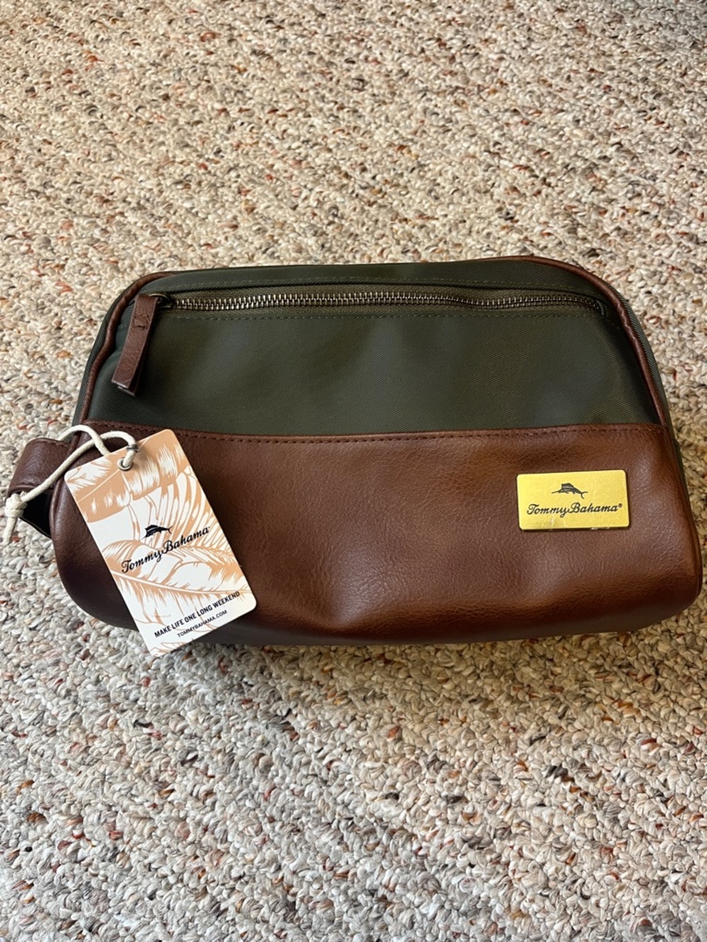 NWT Tommy Bahama Men's Toiletry Bag Travel Kit Olive Green & Brown Leather
